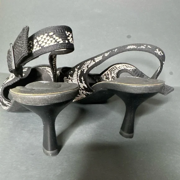 Vivaia Black Lace Pointed-Toe Singback Heels (Addison) Size 41.5. US 10.5/11 - Picture 6 of 8